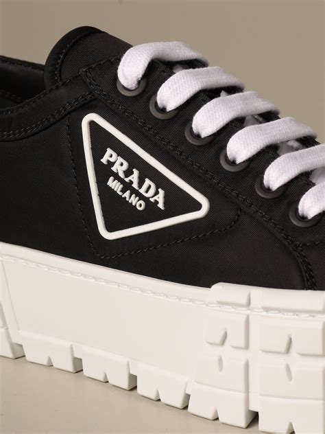 Tenis Prada para mujer 